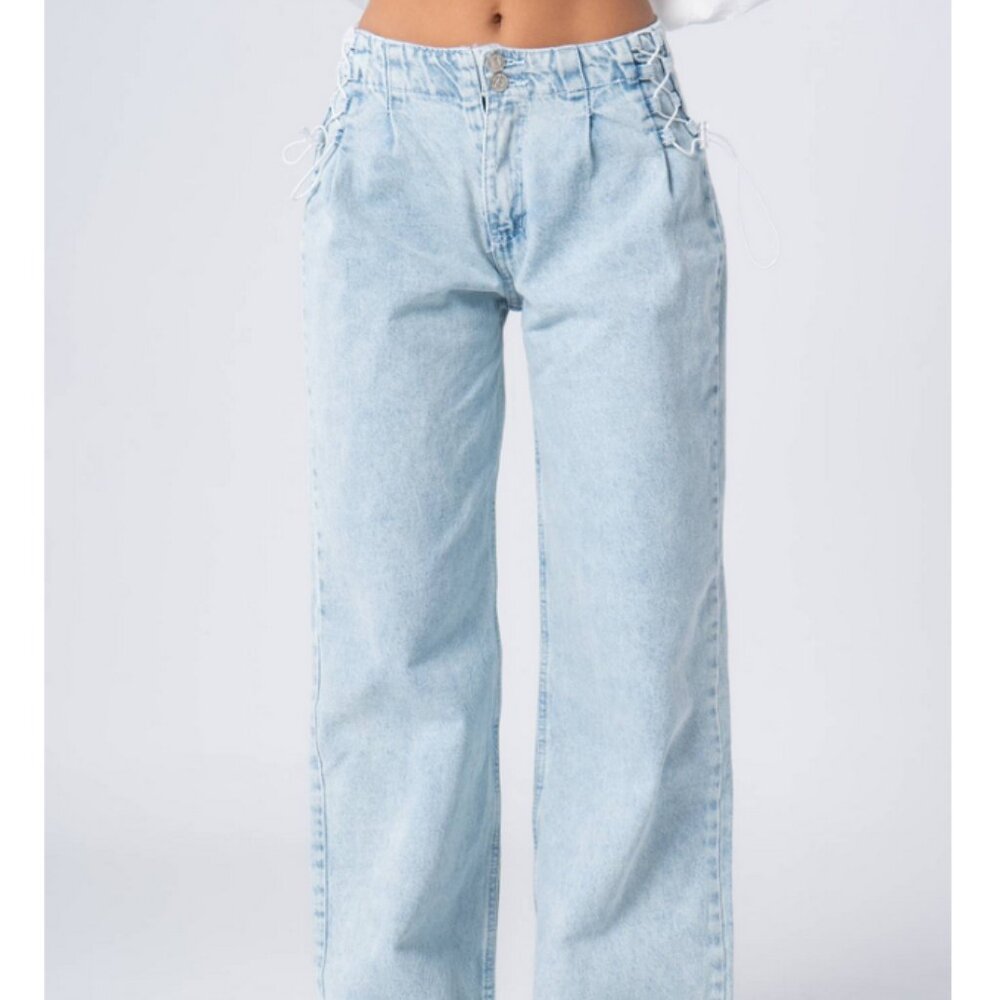Venti Women’s High-Waist Pleated Denim Jeans - Light Wash - Size XS - Pre-Owned